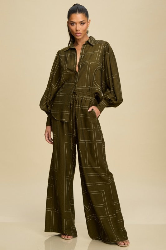 Linear set pants and shirts